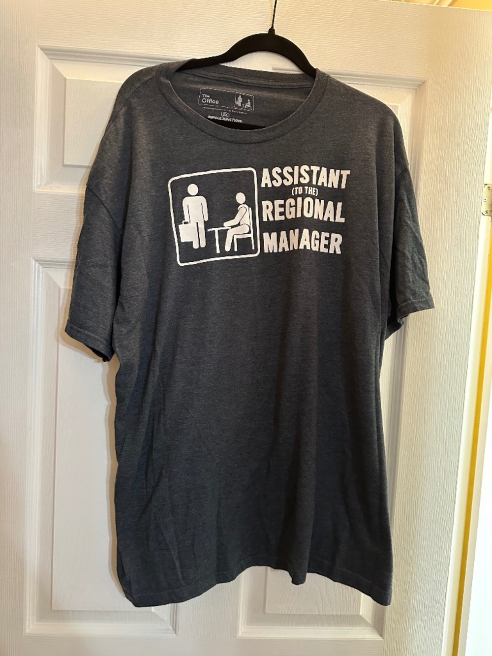 The Office Assistant to the Regional Manager Graphic Tee Gray Size 2X - Dwight